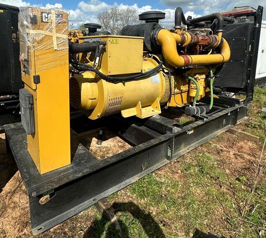 2018 Used CAT DE715EO, 715 kva, CAT C18, Open Type Set.