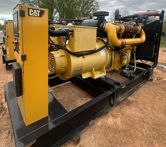 2018 Used CAT DE715EO, 715 kva, CAT C18, Open Type Set.