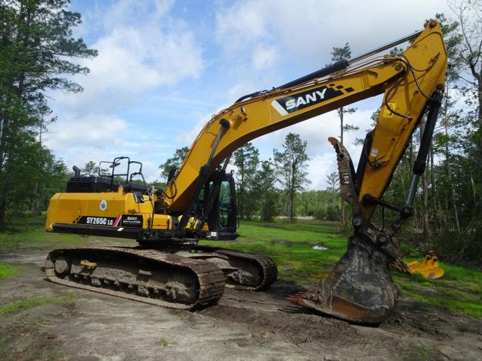 2021 Sany SY265LC Excavator, 3,005 Hrs., Hyd Thumb, Coupler & Rake