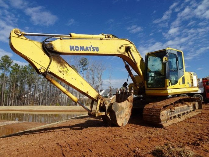2012 Komatsu PC160LC-8 Excavator