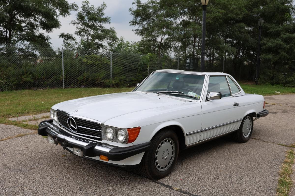 1986 Mercedes-Benz 560SL 